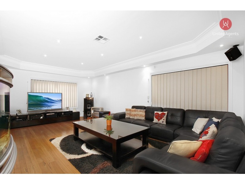 19 Triabunna Avenue, West Hoxton NSW 2171