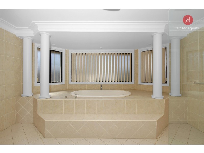 19 Triabunna Avenue, West Hoxton NSW 2171