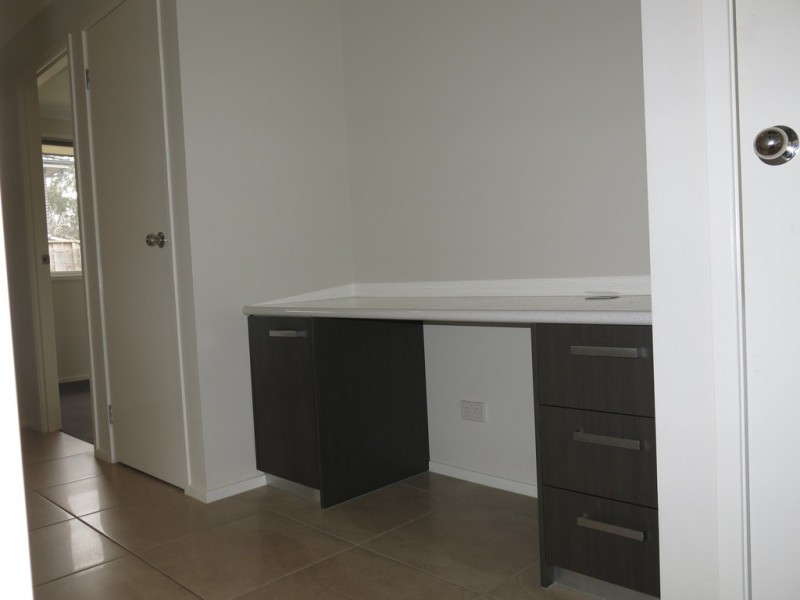 1 DUNELL STREET, Middleton Grange NSW 2171