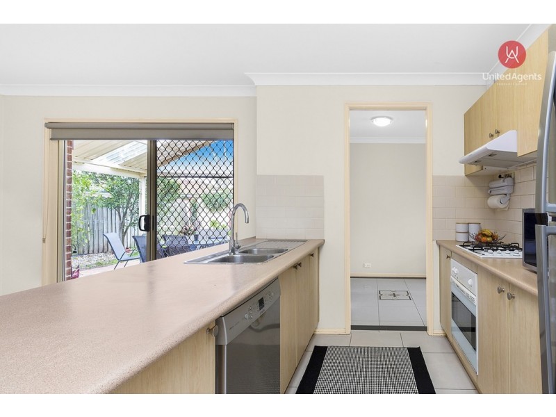 11 Yerrinbool Close, Prestons NSW 2170