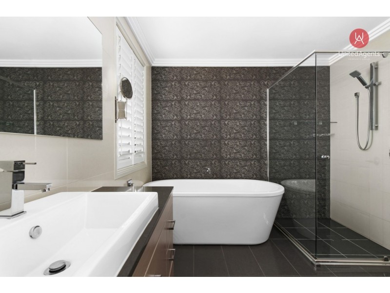 10 Andrews Circuit, Horningsea Park NSW 2171