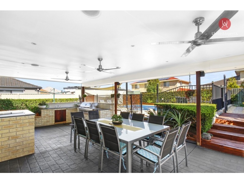 10 Andrews Circuit, Horningsea Park NSW 2171