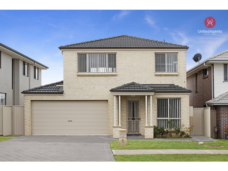 45 Pacific Palms Circuit, Carnes Hill NSW 2171