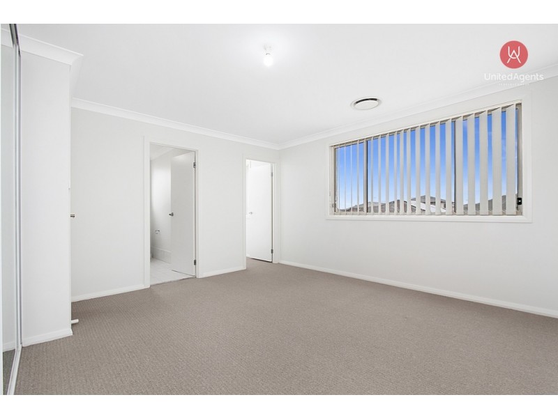 45 Pacific Palms Circuit, Carnes Hill NSW 2171
