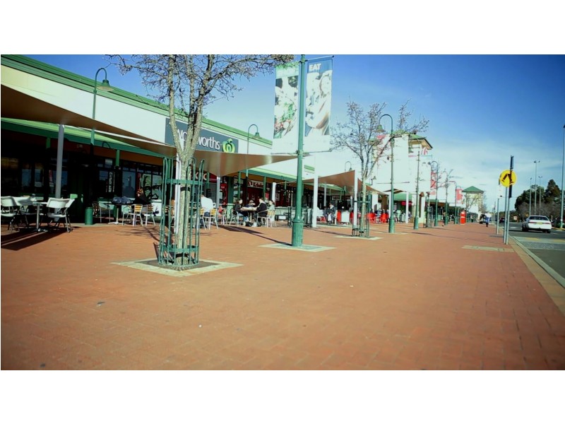 82 Macksville Street, Carnes Hill NSW 2171