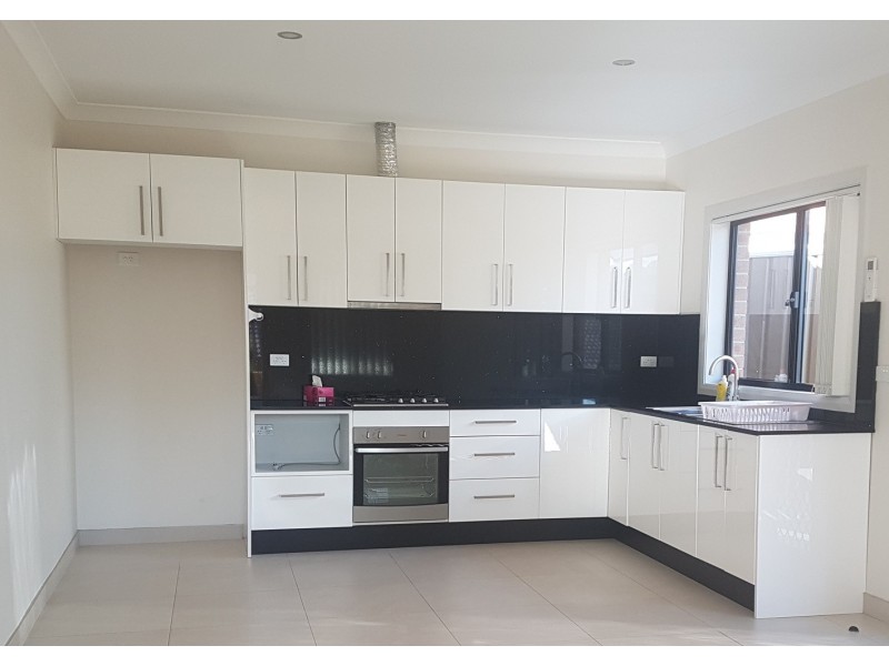 Edensor Park NSW 2176