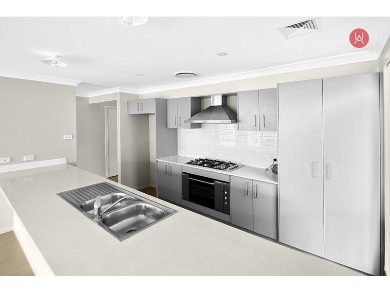 1 Treacy Avenue, Middleton Grange NSW 2171