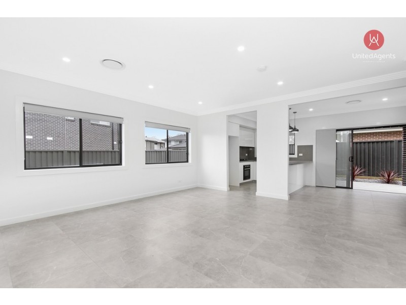 17 Besnard Street, Oran Park NSW 2570