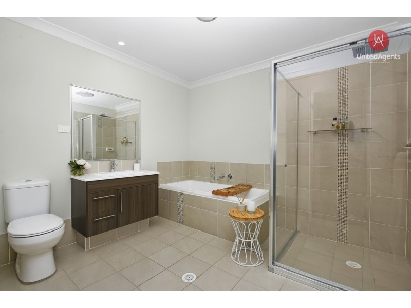 2 Boyden Street, Middleton Grange NSW 2171