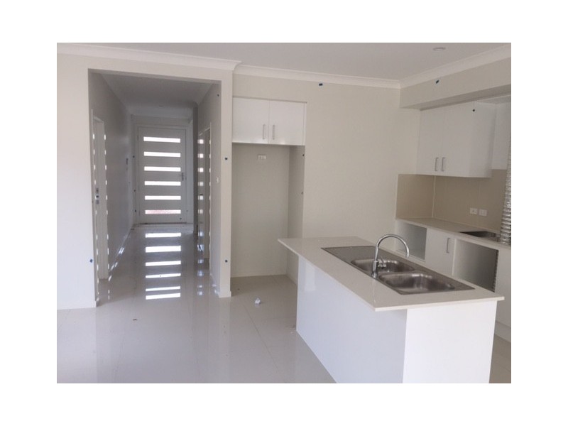 West Hoxton NSW 2171