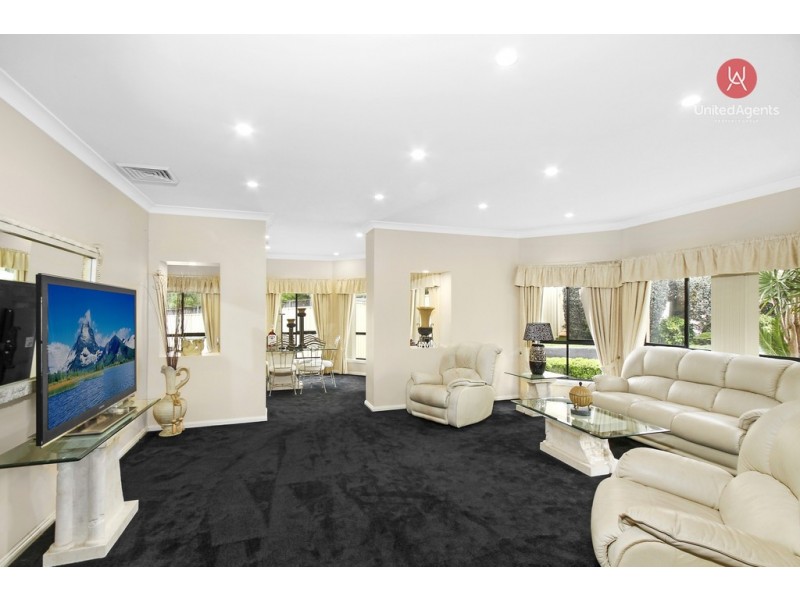 8 Lodi Close, West Hoxton NSW 2171