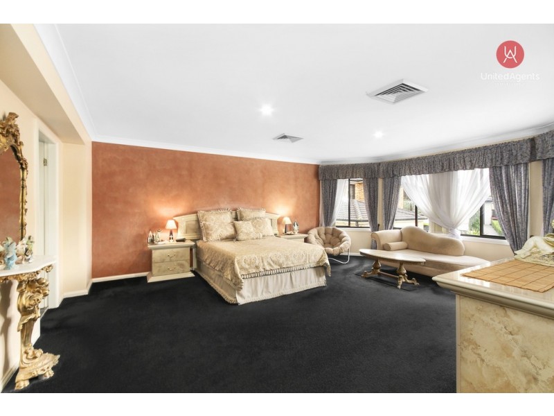 8 Lodi Close, West Hoxton NSW 2171