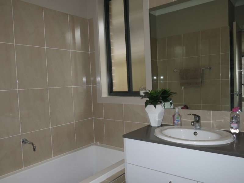 Middleton Grange NSW 2171