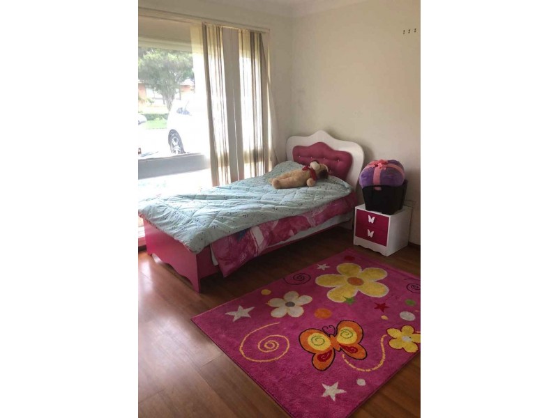 Edensor Park NSW 2176
