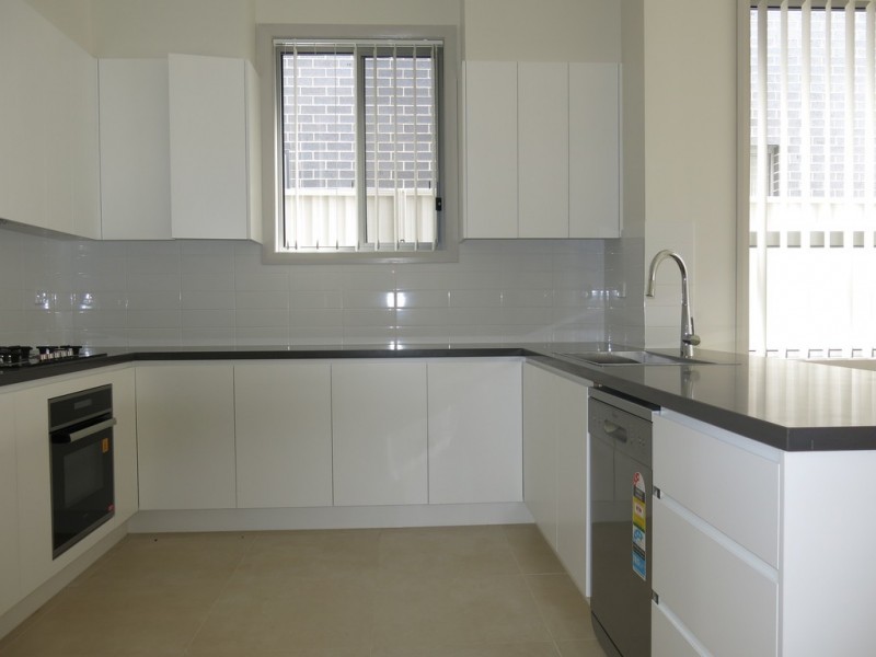 Middleton Grange NSW 2171