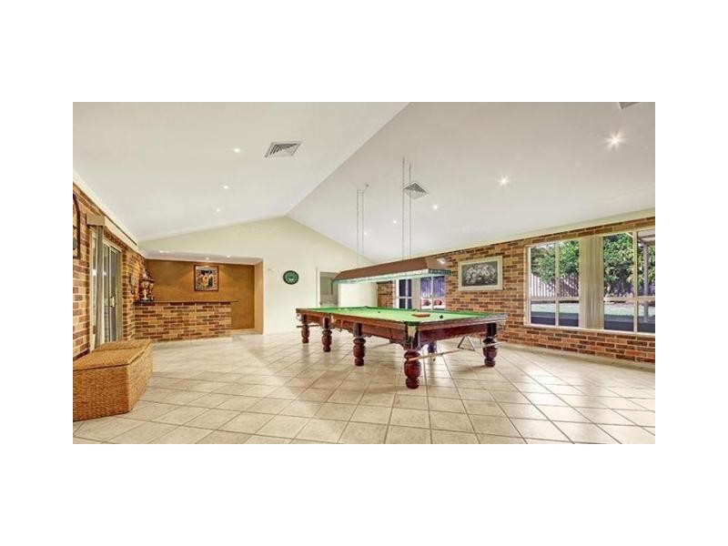 14 Bribie Close, Green Valley NSW 2168