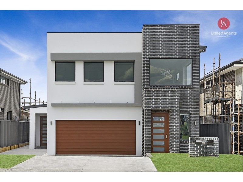 125 Dalmatia Ave, Edmondson Park NSW 2174