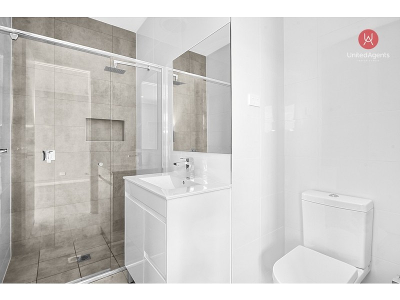 125a Dalmatia Ave, Edmondson Park NSW 2174