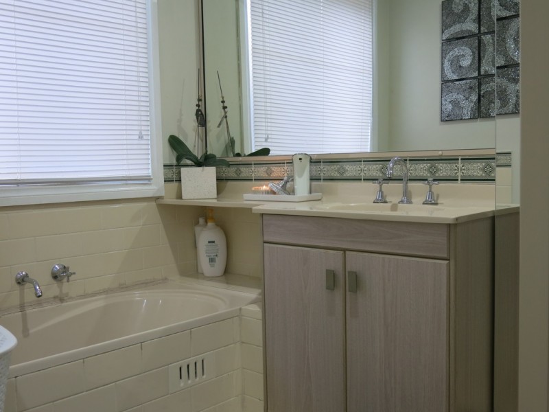 Hinchinbrook NSW 2168