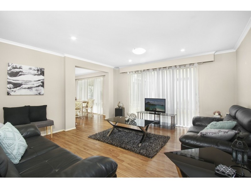 4 Joshua Moore Drive, Horningsea Park NSW 2171