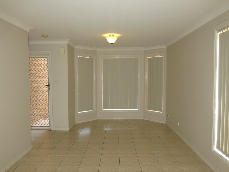 West Hoxton NSW 2171
