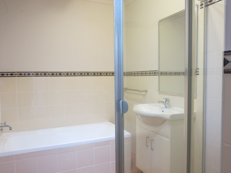 West Hoxton NSW 2171