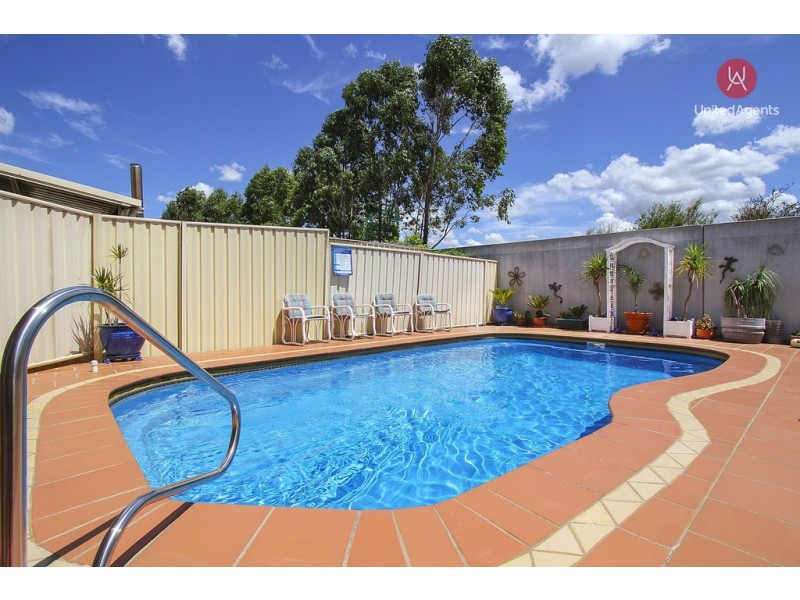 15 Tabletop Circuit, Horningsea Park NSW 2171