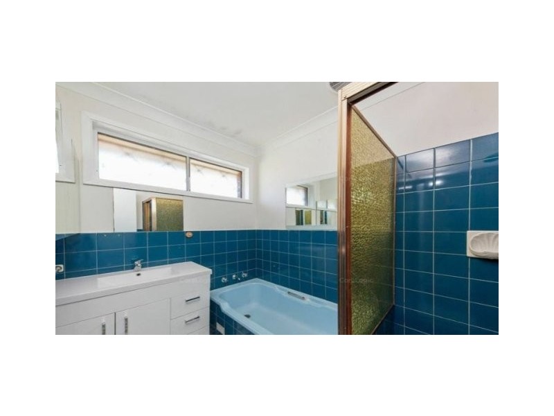 51 Springfield Street, Old Guildford NSW 2161