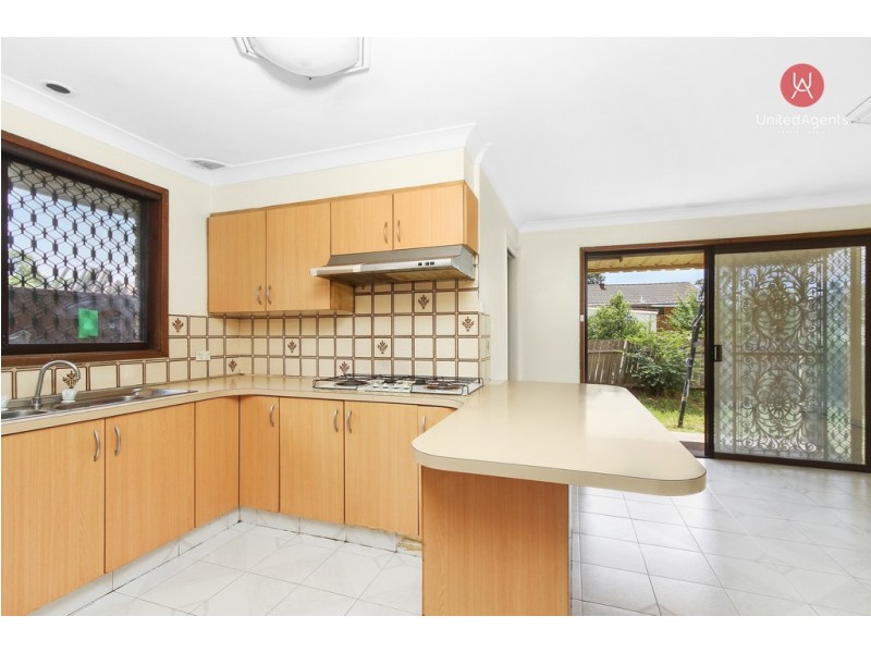 13 Pirie Close, Wakeley NSW 2176