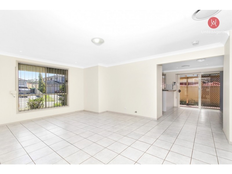 2 Bronte Close, West Hoxton NSW 2171