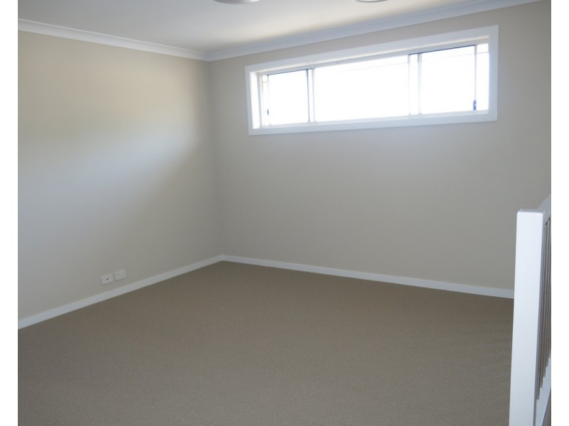 5 NORBIS ROAD, Edmondson Park NSW 2174