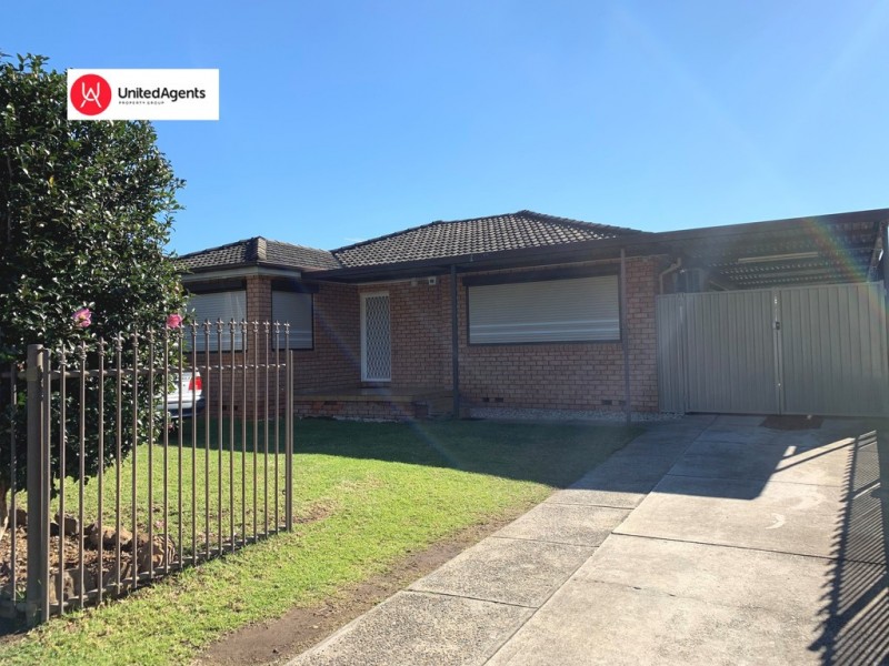 11 GOODACRE AVE, Fairfield West NSW 2165