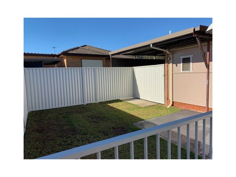 11 GOODACRE AVE, Fairfield West NSW 2165