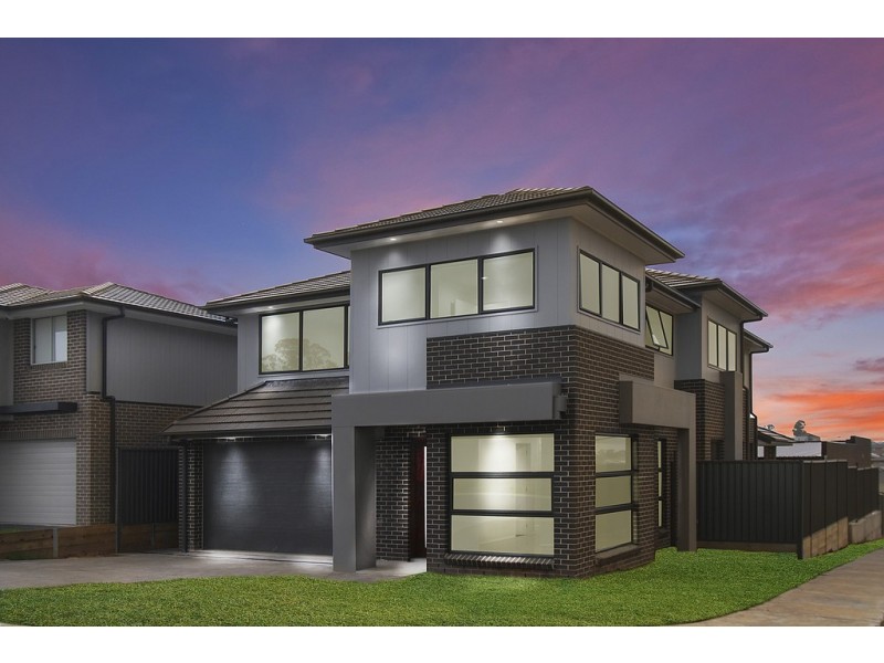 72 Melrose Street, Middleton Grange NSW 2171