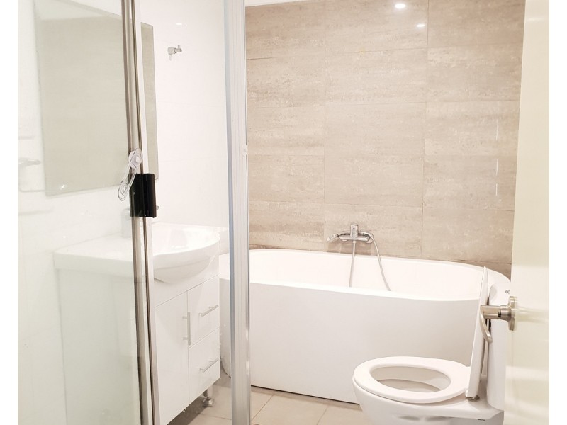 3/46-48 North Liverpool Road, Green Valley NSW 2168