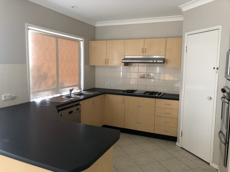 West Hoxton NSW 2171