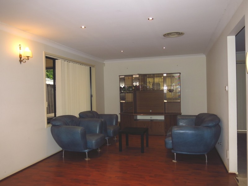 West Hoxton NSW 2171