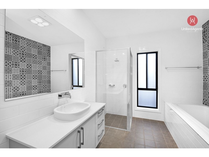 1 Claim Road, Carnes Hill NSW 2171