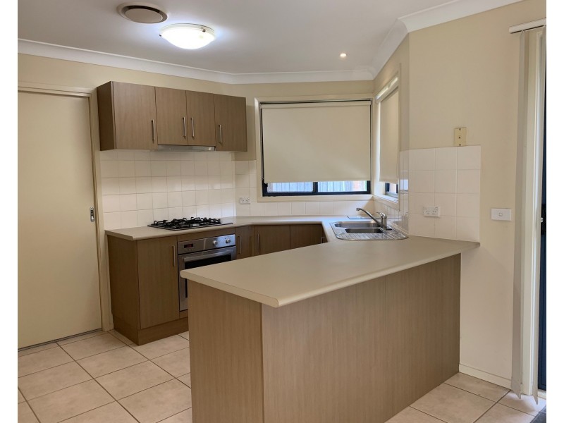 68 COFFS HARBOUR AVE, Hoxton Park NSW 2171