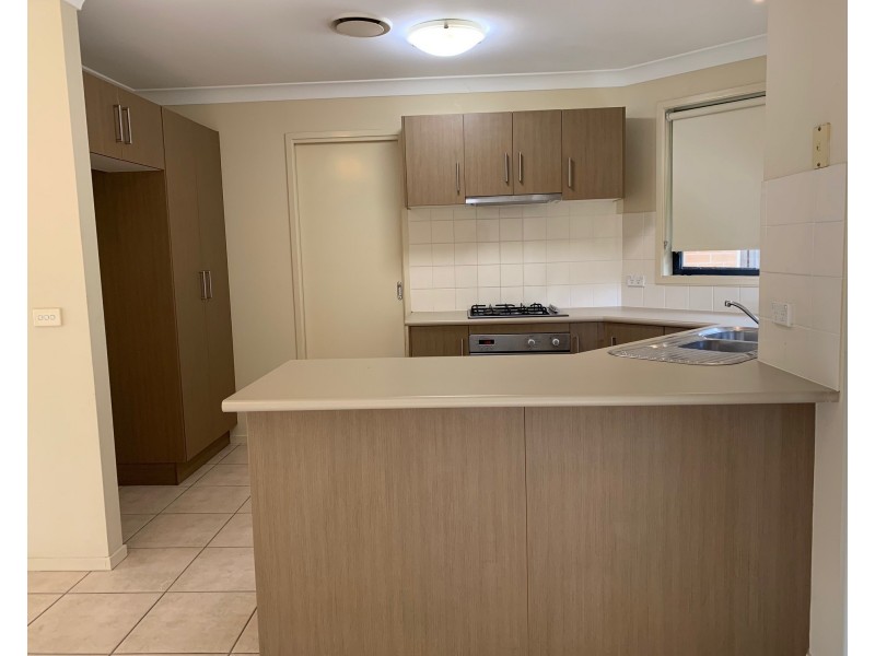 68 COFFS HARBOUR AVE, Hoxton Park NSW 2171
