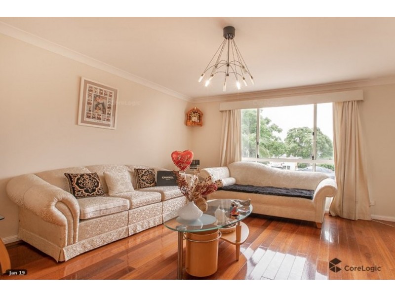 West Hoxton NSW 2171