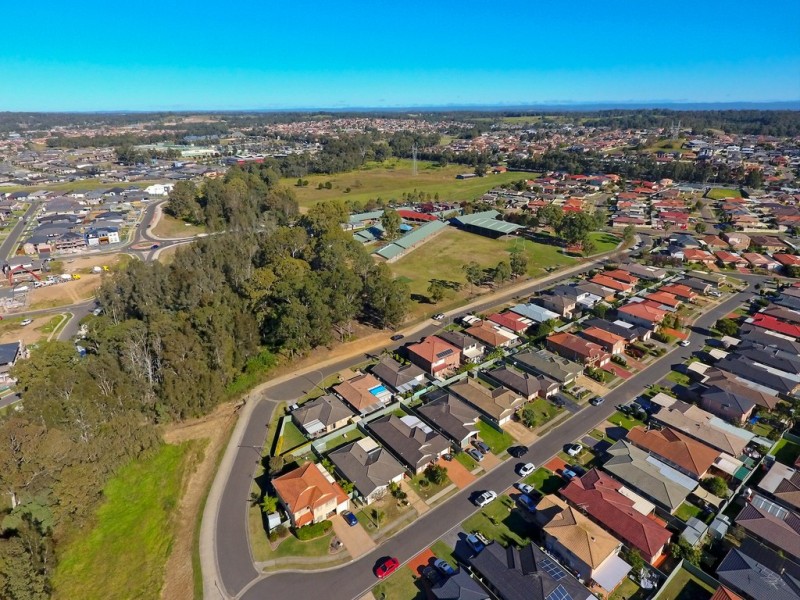 29 Gilgandra Road, Hoxton Park NSW 2171