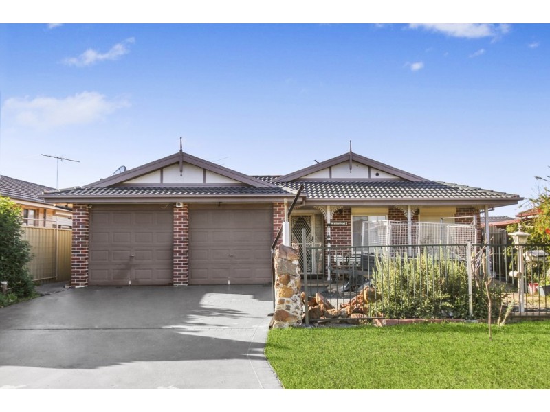 6 Gilgandra Road, Hoxton Park NSW 2171