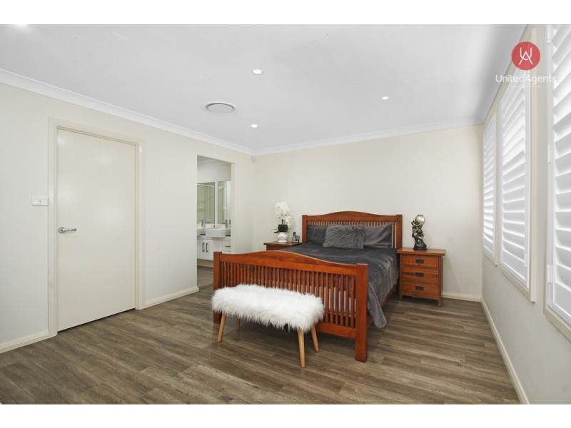 9 Leopold Street, Denham Court NSW 2565
