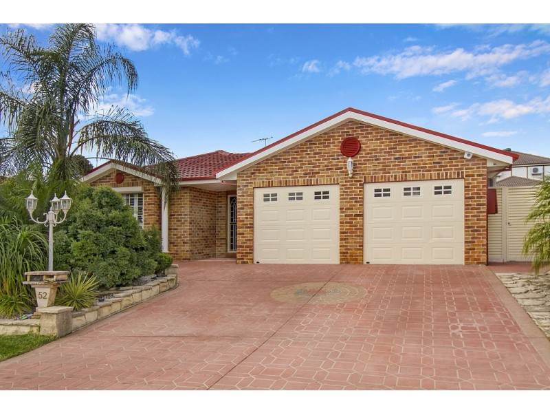 52 Coronation Drive, Green Valley NSW 2168