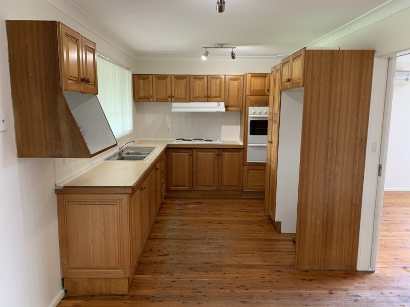 46 SUPPLY AVE, Lurnea NSW 2170