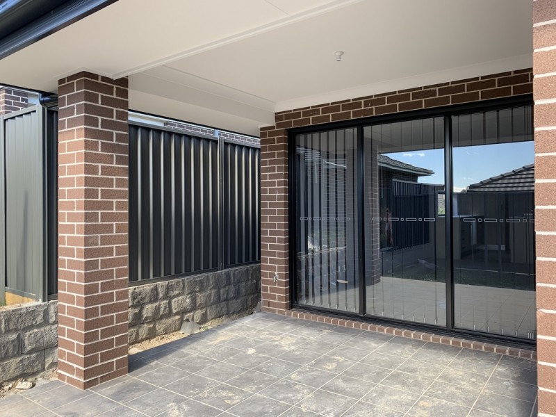 123 AUDLEY CIRCUIT, Gregory Hills NSW 2557