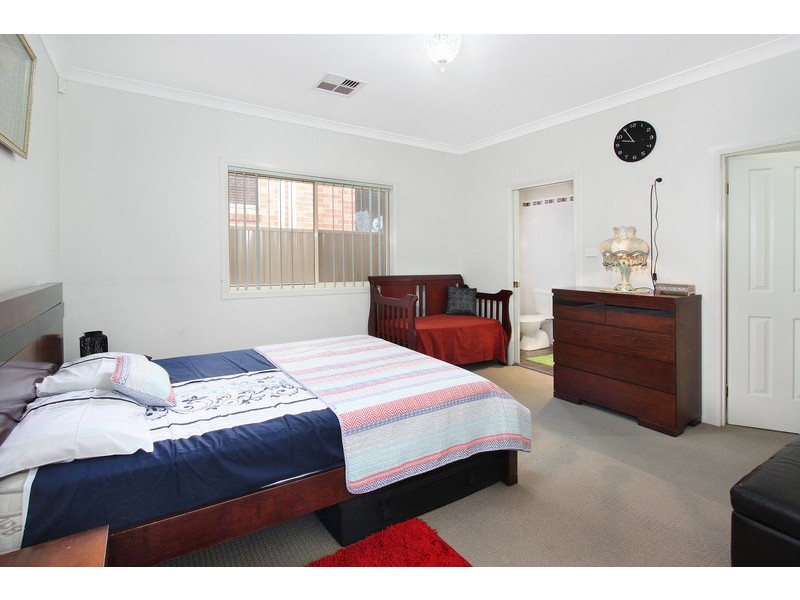 Middleton Grange NSW 2171