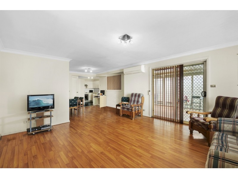 19B Pacific Palms Circuit, Hoxton Park NSW 2171