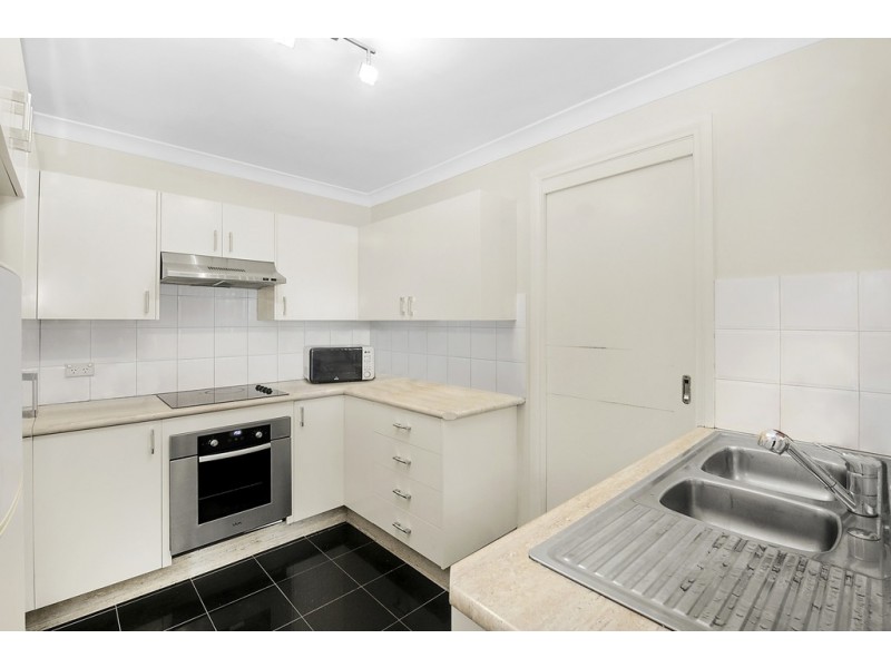 19B Pacific Palms Circuit, Hoxton Park NSW 2171